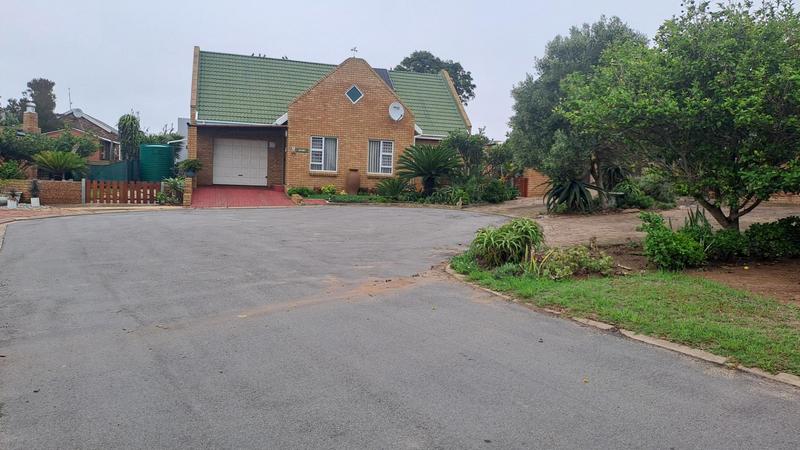 3 Bedroom Property for Sale in Stilbaai Wes Western Cape